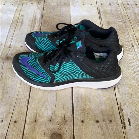 Nike FS Lite Run 3 Sneakers - Picture 3 of 6